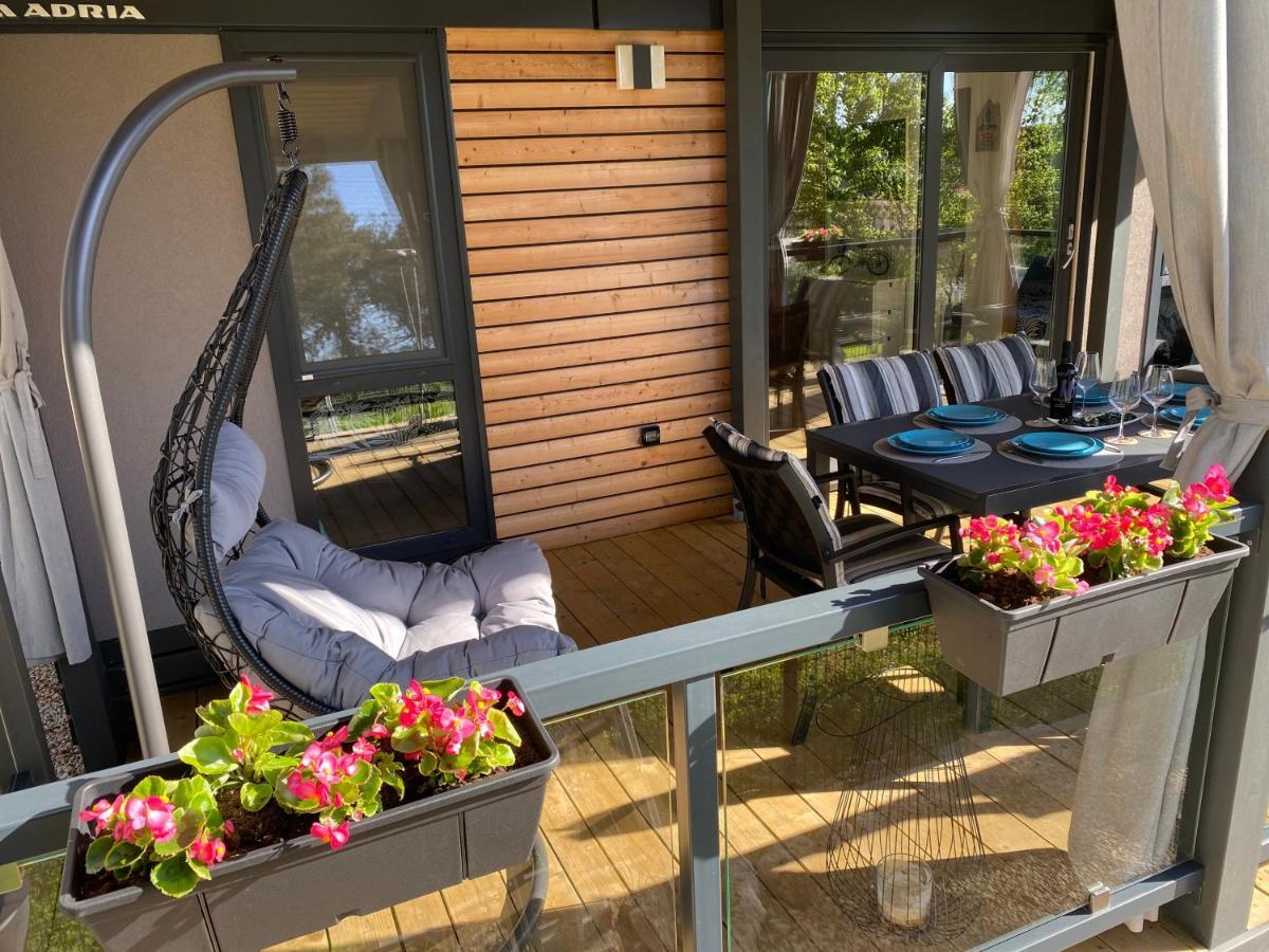 Mobile Home Biondina Camp Porton Nature Hideouts Rovinj Bagian luar foto