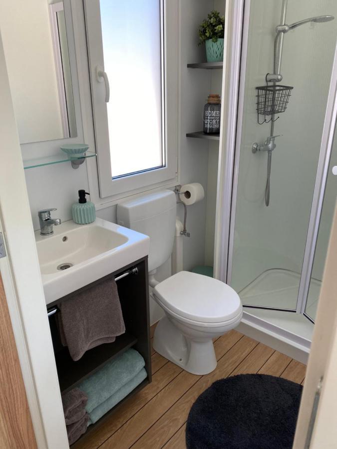 Mobile Home Biondina Camp Porton Nature Hideouts Rovinj Bagian luar foto