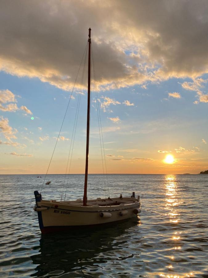 Mobile Home Biondina Camp Porton Nature Hideouts Rovinj Bagian luar foto